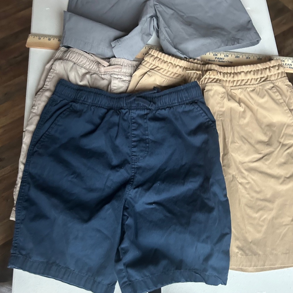 Lot 4 Pairs Boys Pull On Shorts Medium Navy Grey Khaki Tan Elastic Waist Cotton - Picture 4 of 11